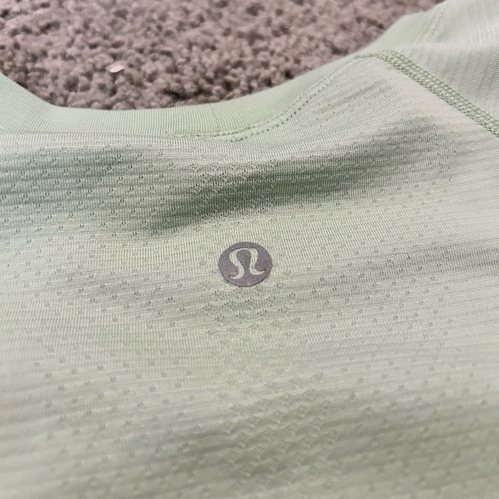 Lululemon Swiftly Tech Tee Size 6 | Light Green - image 3